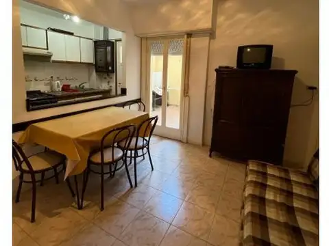 calle 14 1141 , Piso 0