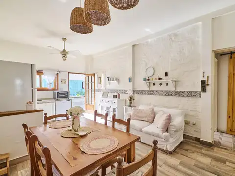Depto Tipo Casa en Venta 40 años