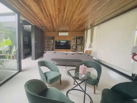 Casa Monoambiente con 3 baños
