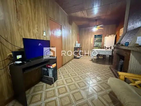 Depto Tipo Casa 4 ambientes con 2 baños