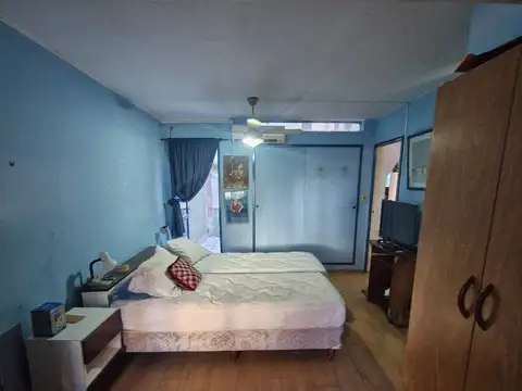 Casa 6 ambientes con 4 baños