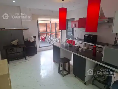Depto Tipo Casa en Alquiler de 3 ambientes