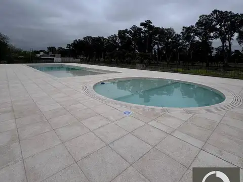 Departamento 5 ambientes con 2 baños
