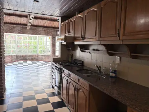 Casa en Alquiler de 3 dormitorios