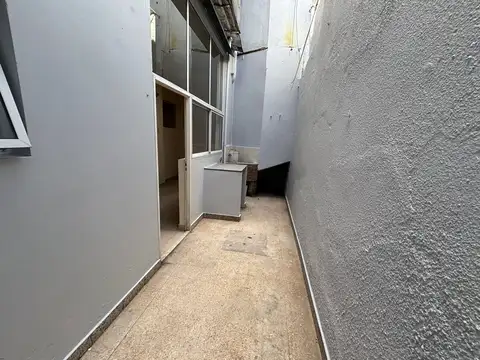Depto Tipo Casa en Alquiler en Boedo, $ 690.000