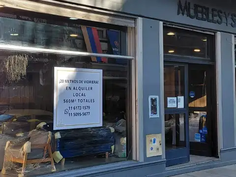 Deposito 560 Metros Mas Terraza para Ampliar 250, a metros de Av. Cordoba, OPORTUNIDAD