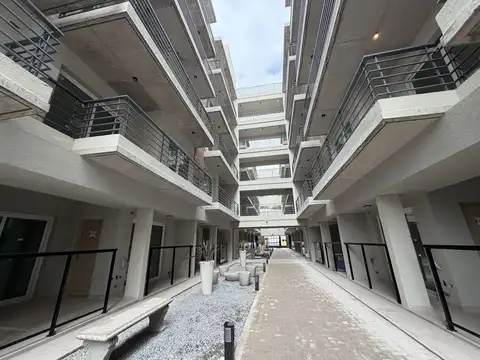 TUCUMAN 2000, Piso 2