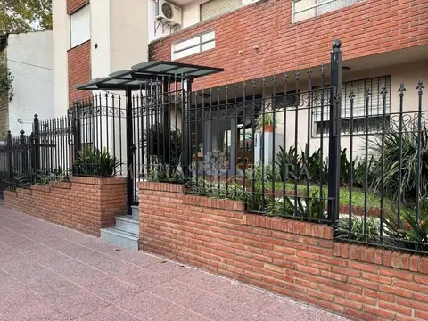 Depto Tipo Casa en Alquiler de 2 ambientes