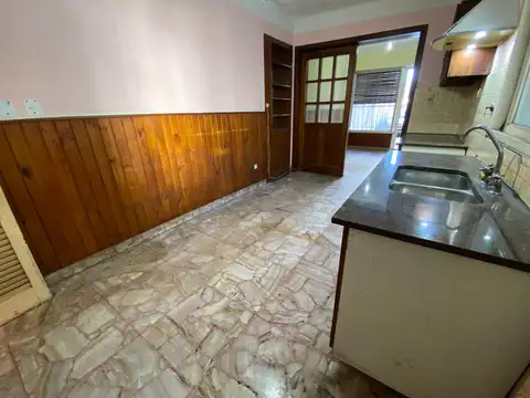 Local en Venta 56 años