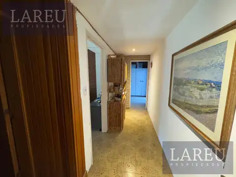 Casa 5 ambientes con 3 baños