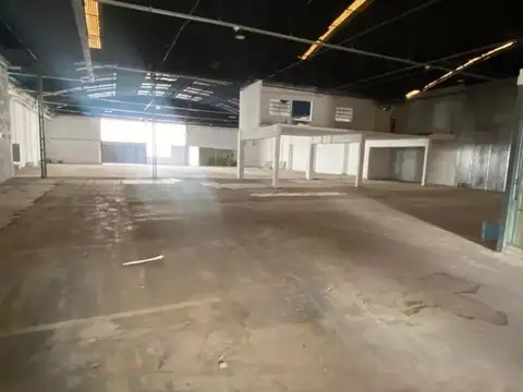 Av. Bartolomé Mitre al 600