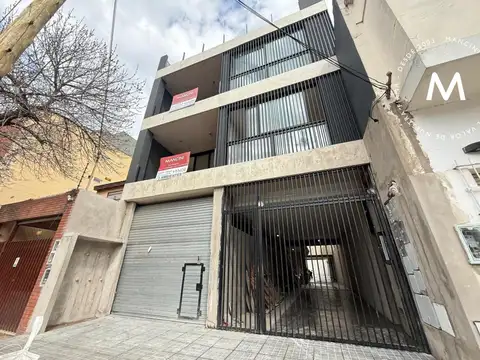 Local en venta - Villa Ballester Centro