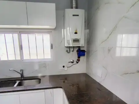 Depto Tipo Casa en Venta en Moron Norte, USD 49.900