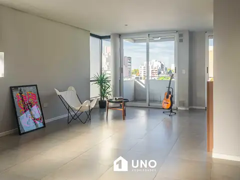 Colon y Pasco - Ultimo Dpto de 3 Dormitorios Externo. Posibilidad cochera.