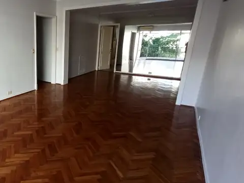 Departamento 4 ambientes con 2 baños