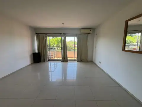7 de Julio 100