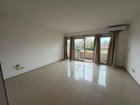 Departamento en Alquiler en Manuel Alberti, $ 700.000
