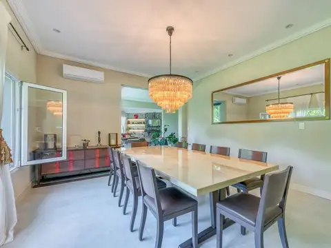 CASA 4/5 AMBIENTES VILLA BERTHA Doble lote APTO C.