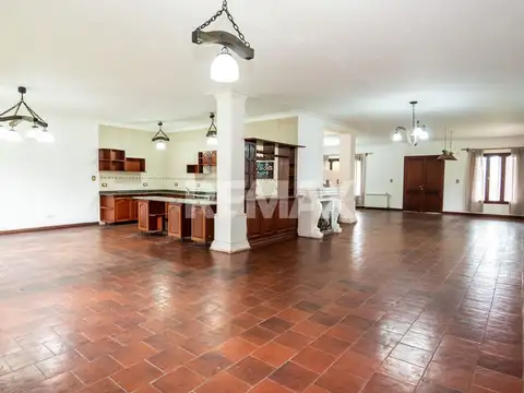 Casa en Venta en San Lorenzo, USD 360.000