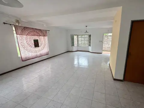 Casa en Venta en Granadero Baigorria, USD 135.000