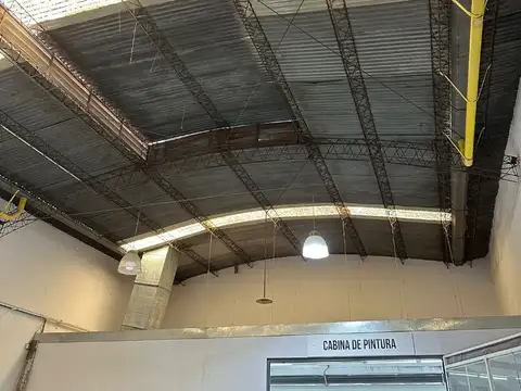 Galpon en Venta 33  mts Fondo