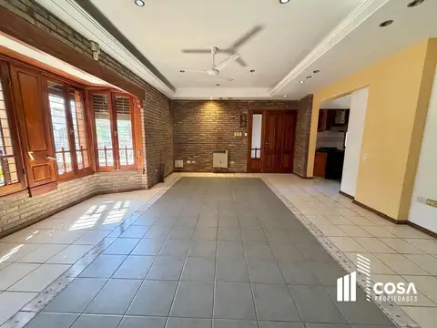 Casa en Venta en Alberdi, USD 173.000