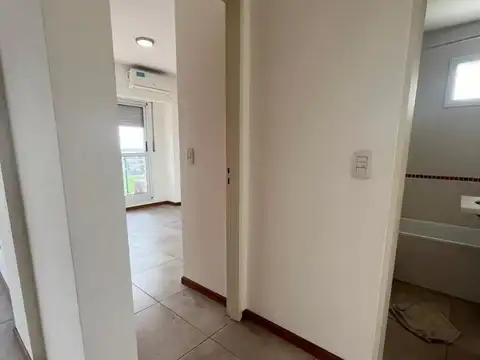 Departamento en Alquiler en Puerto Norte, $ 690.000