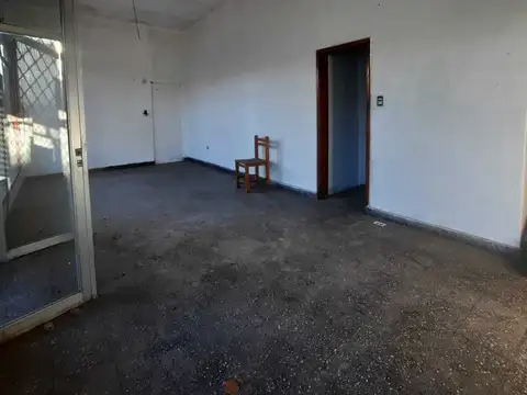 Local en Alquiler en El Talar, $ 700.000