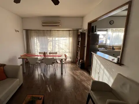 Casa con local en Don Torcuato