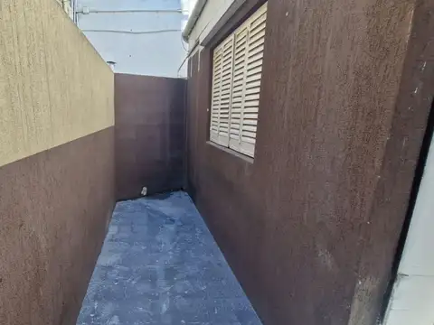 Depto Tipo Casa en Alquiler de 2 ambientes