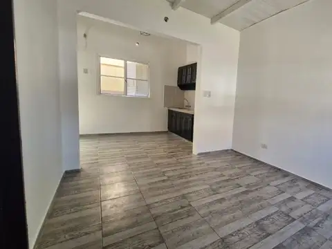 Depto Tipo Casa en Alquiler de 1 dormitorio