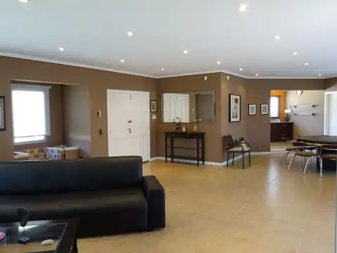 Casa en Venta en Pinamar, USD 300.000