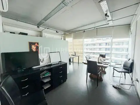 Oficina Monoambiente con 2 baños