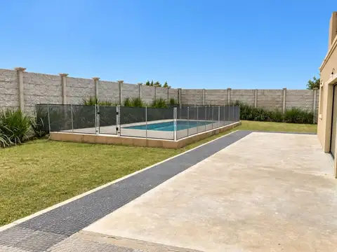 Casa en Venta en Cañuelas, USD 156.000