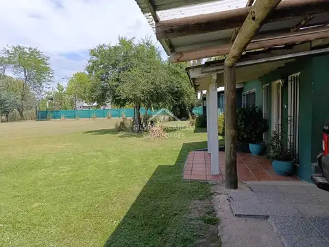 Casa 3 ambientes con 2 baños