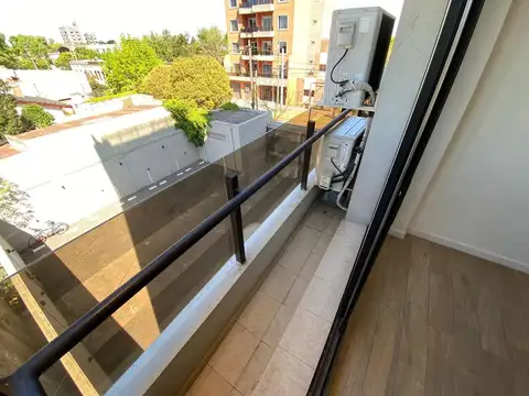 VENDO MONOAMBIENTE MORENO CENTRO