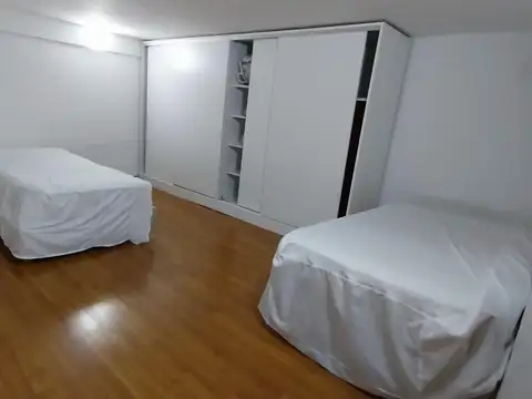 Marcelo.t.de Alvear 400 , Piso PB