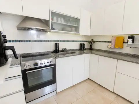 Depto Tipo Casa en Venta de 4 ambientes