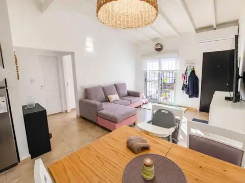 PH EN VENTA TURDERA 4 AMBIENTES CON GRAN BALCON