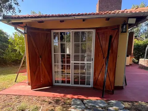Casa 2 ambientes con 1 baño