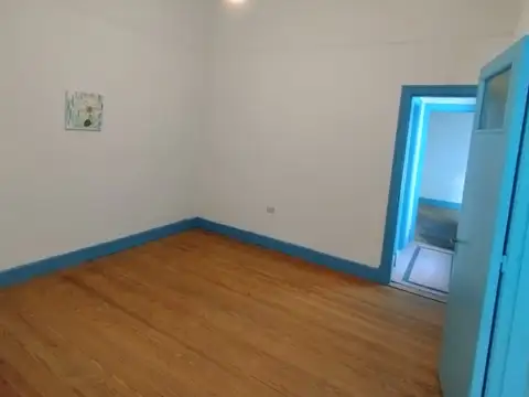 Depto Tipo Casa 5 ambientes con 1 baño