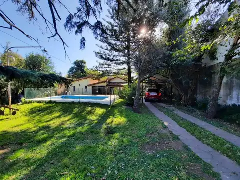 Quinta en Venta en Villa Luzuriaga, USD 190.000