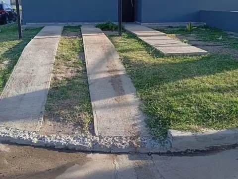 VENTA CASA 2 DORMITORIOS NORTE 1 VILLA ALLENDE