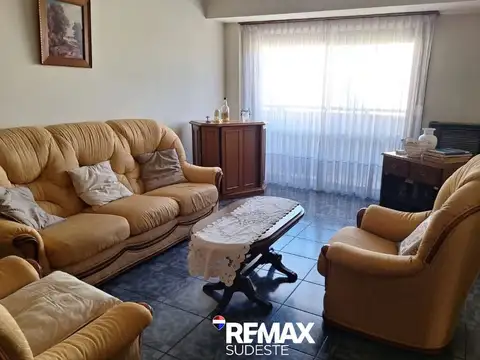Departamento en Venta con 2 cocheras
