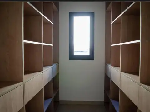 Casa en Alquiler 1 año