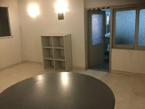 Oficina en Venta al Este