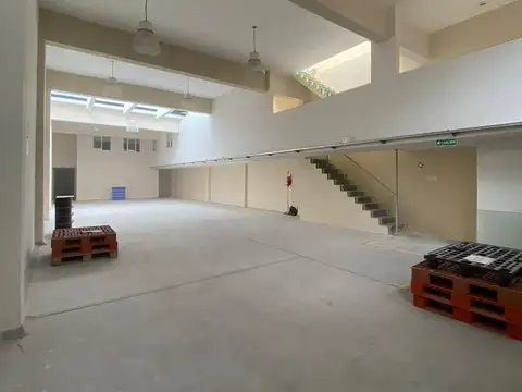 Oficina en Venta con 1 cochera