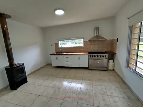 Casa de 2 dormitorios en venta en B° Los Chañares - Francisca Hernández 385