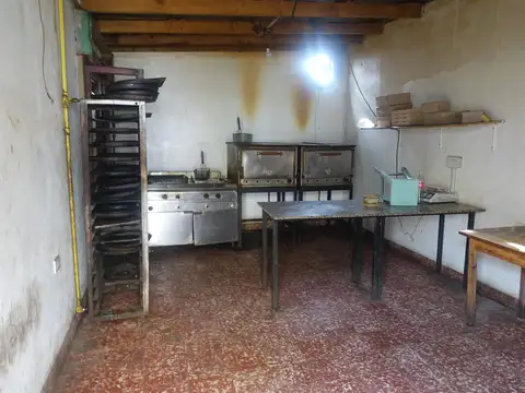 Local en Venta 30 años