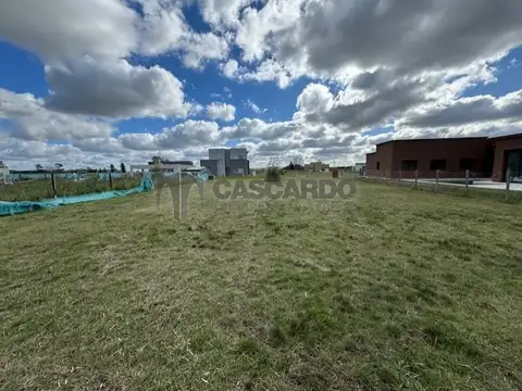 Hermoso lote de 613 m2 en Barrio San Simón